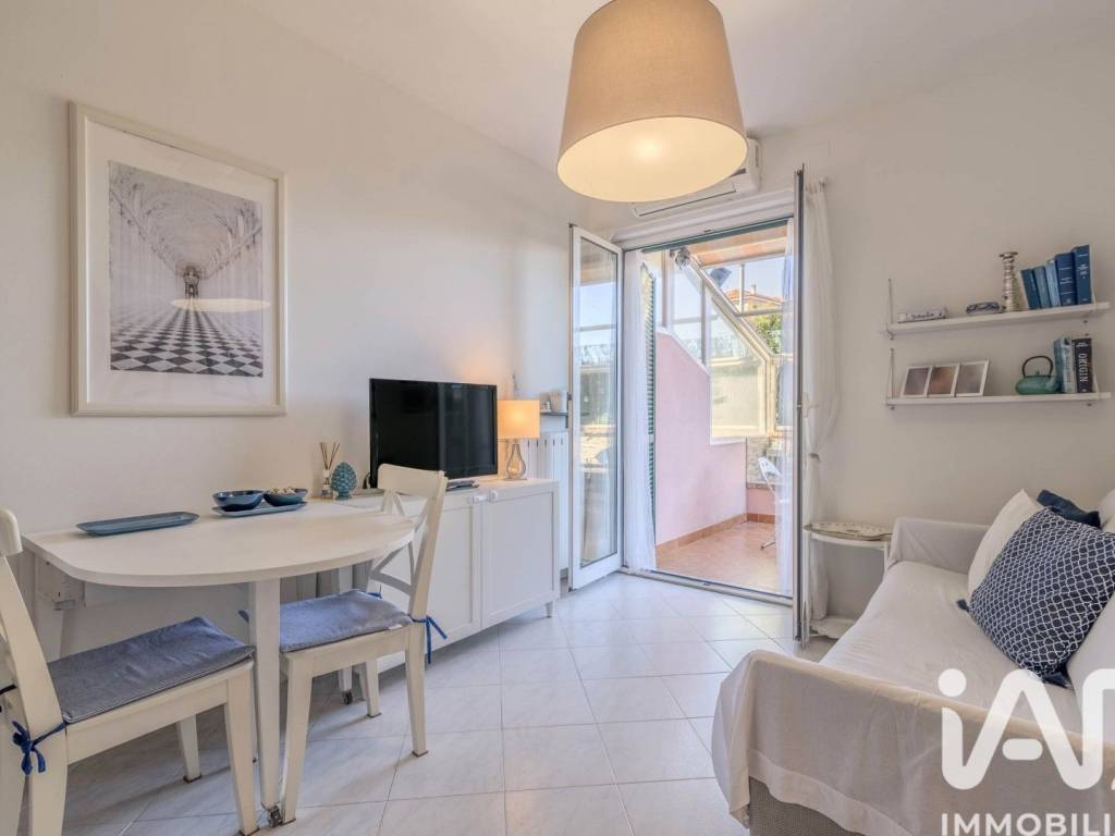 Appartamento a Albenga in Via genlis, 7 - Foto 2