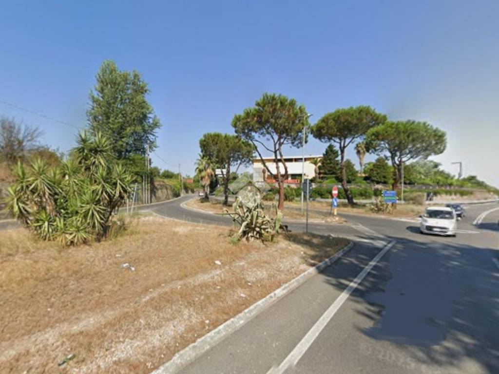Palazzo / stabile a Somma vesuviana in Via Seggiari - Foto 2