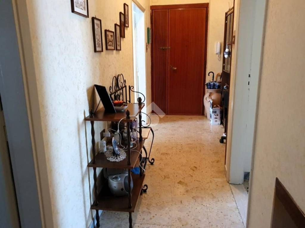 Appartamento a Cosenza in Via Kroton, 1 - Foto 3