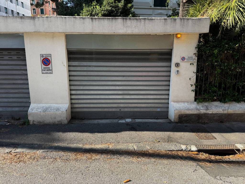 Box / garage a Genova in Via Montallegro - Foto 2