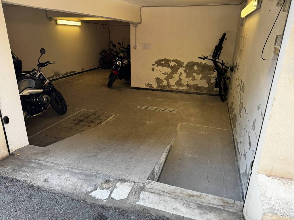 Box / garage a Genova in Via Montallegro - Foto 3