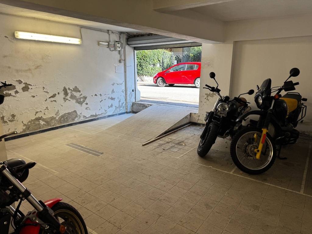 Box / garage a Genova in Via Montallegro - Foto 5