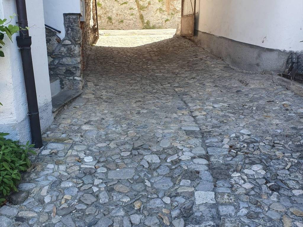 Appartamento a Leggiuno in Via Lago Maggiore, 13 - Foto 5