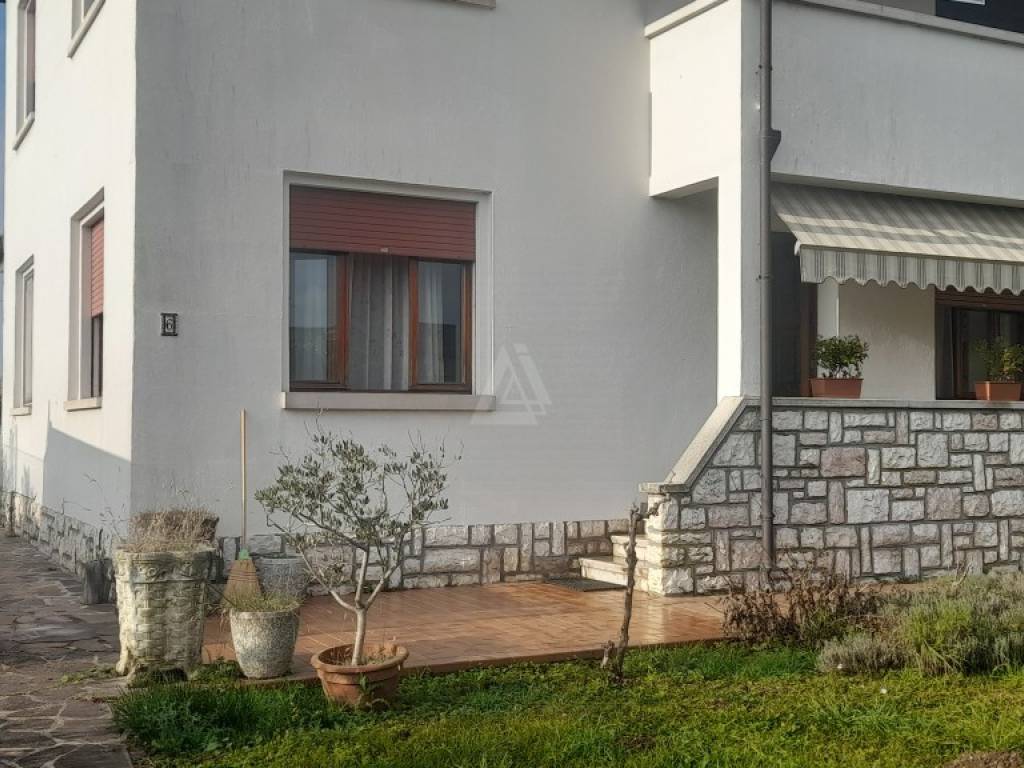 Casa indipendente a Asolo in Via Castellana - Foto 3