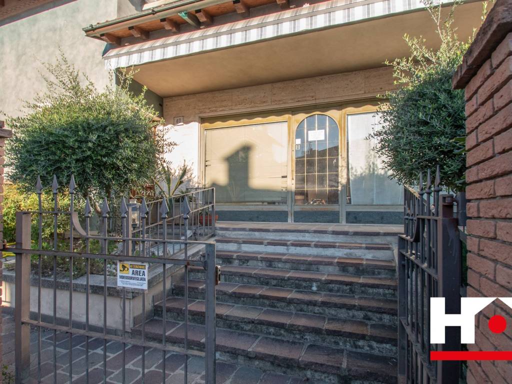 Villa a Brescia in Via Nicolò Bettoni, 40 - Foto 2