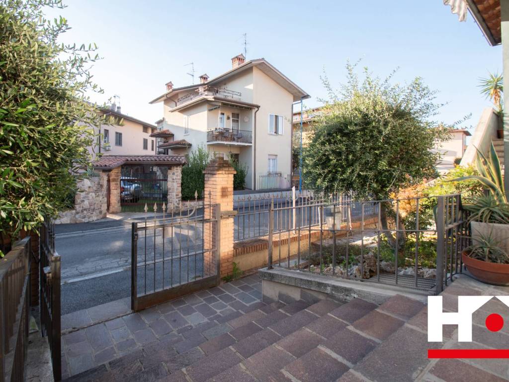 Villa a Brescia in Via Nicolò Bettoni, 40 - Foto 3