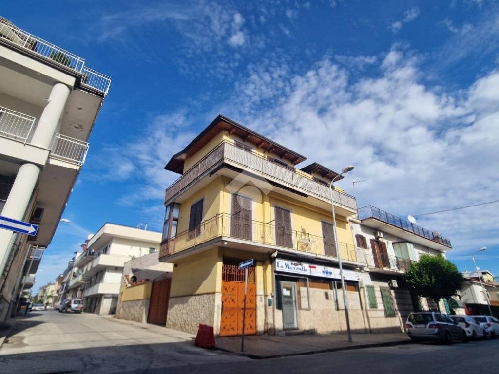 Casa indipendente a Frattamaggiore in Via Giuseppe Mazzini, 9 - Foto 2
