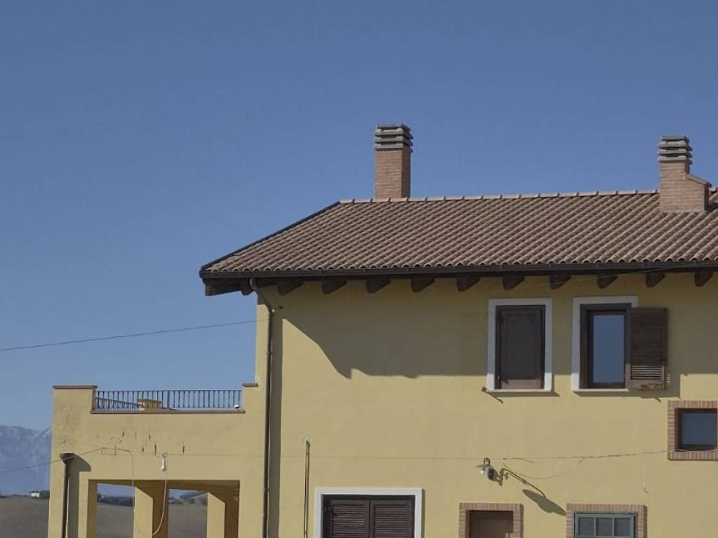 Palazzo / stabile a Atri in C.da Centorame - Foto 5