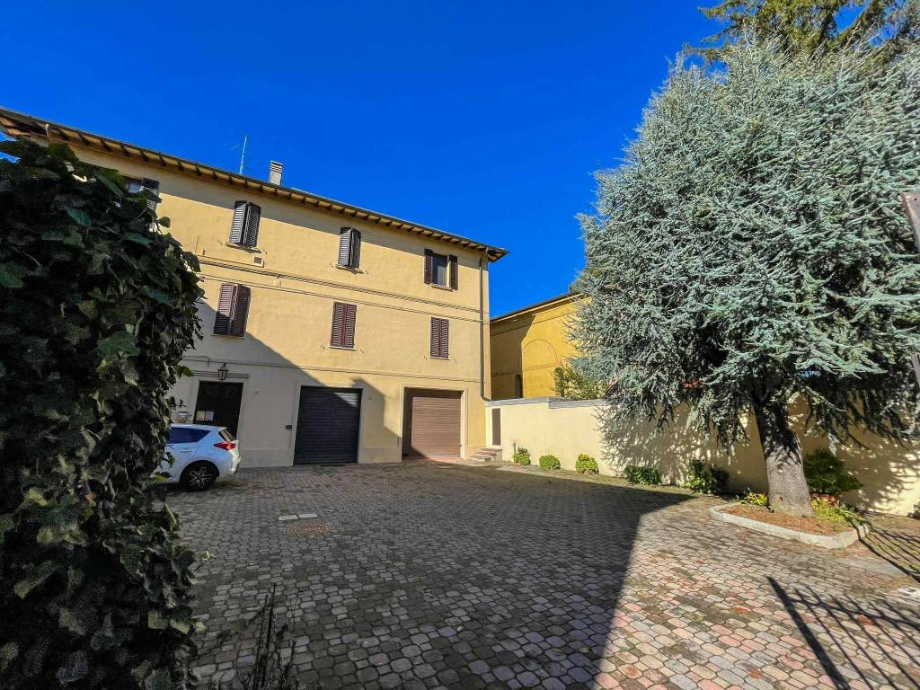 Appartamento a Imola in Via Montanara - Foto 4