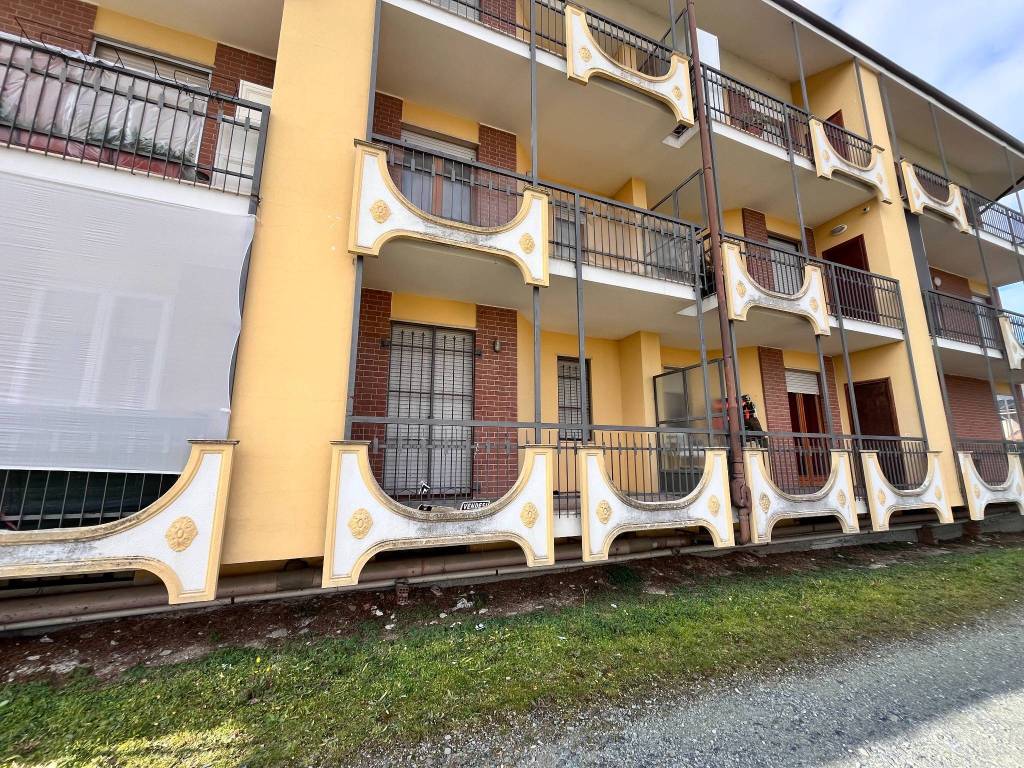 Appartamento a Costigliole saluzzo in Via Saluzzo, 37 - Foto 2