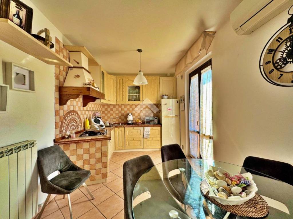 Appartamento a Tavullia in strada provinciale carrate - Foto 5