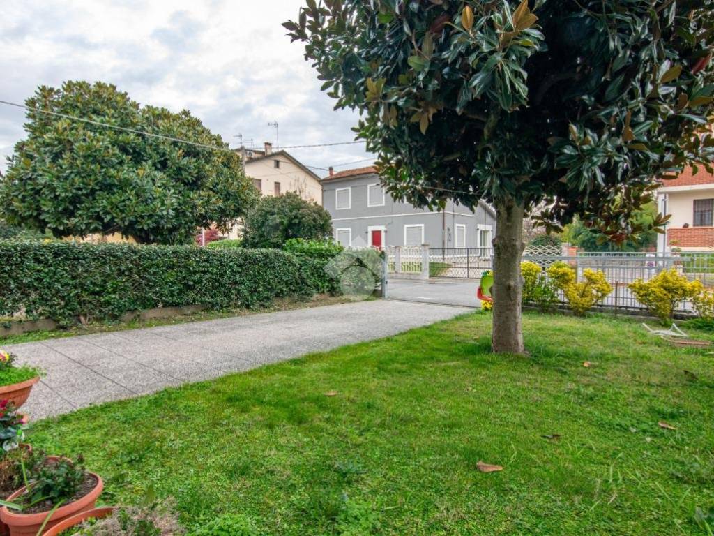 Villa a Ferrara in Via Polina, 25 - Foto 2