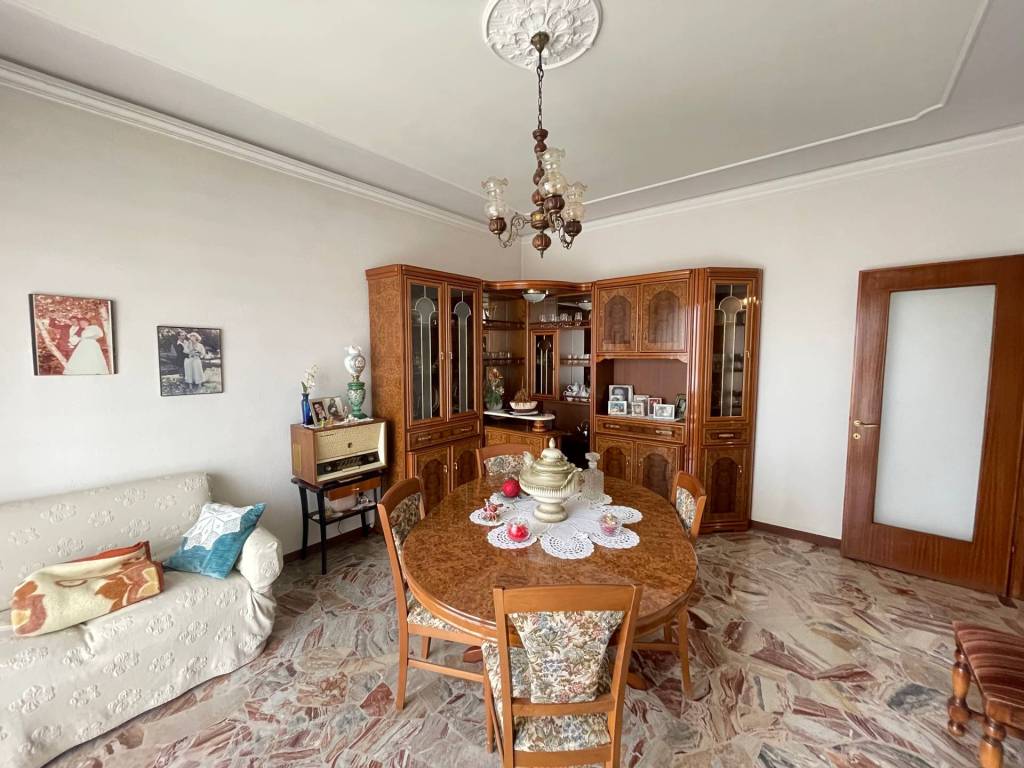 Appartamento a Cittiglio in Via Privata Rondò - Foto 2