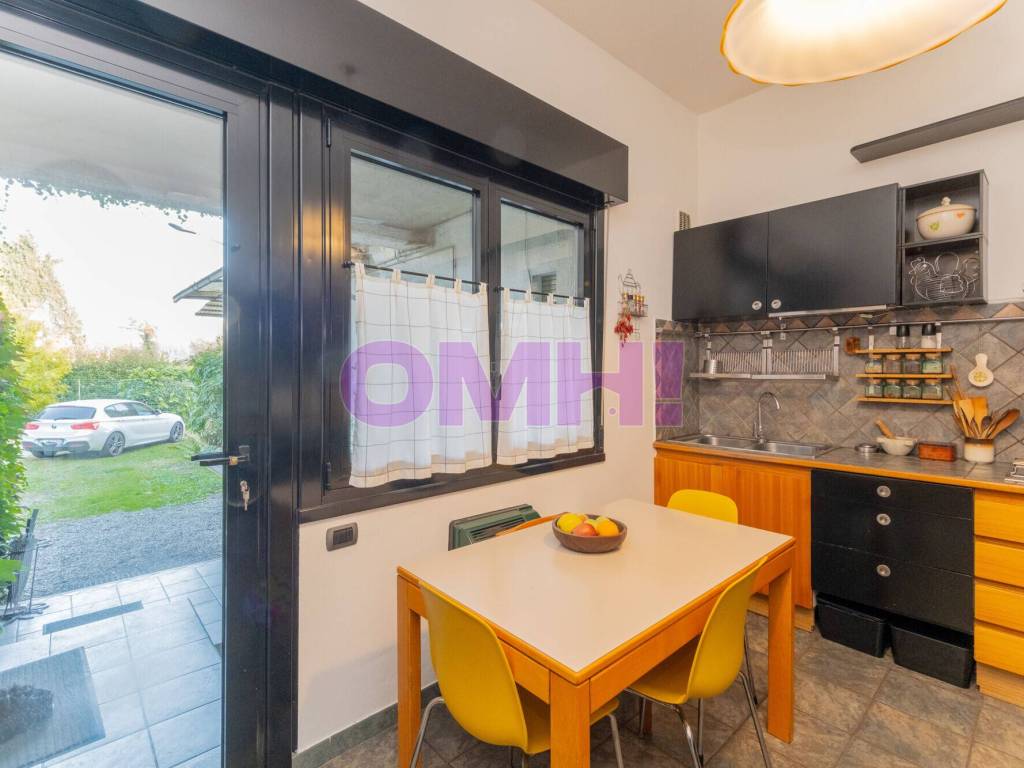 Villa a Arsago seprio in G. D'annunzio, 11 - Foto 5