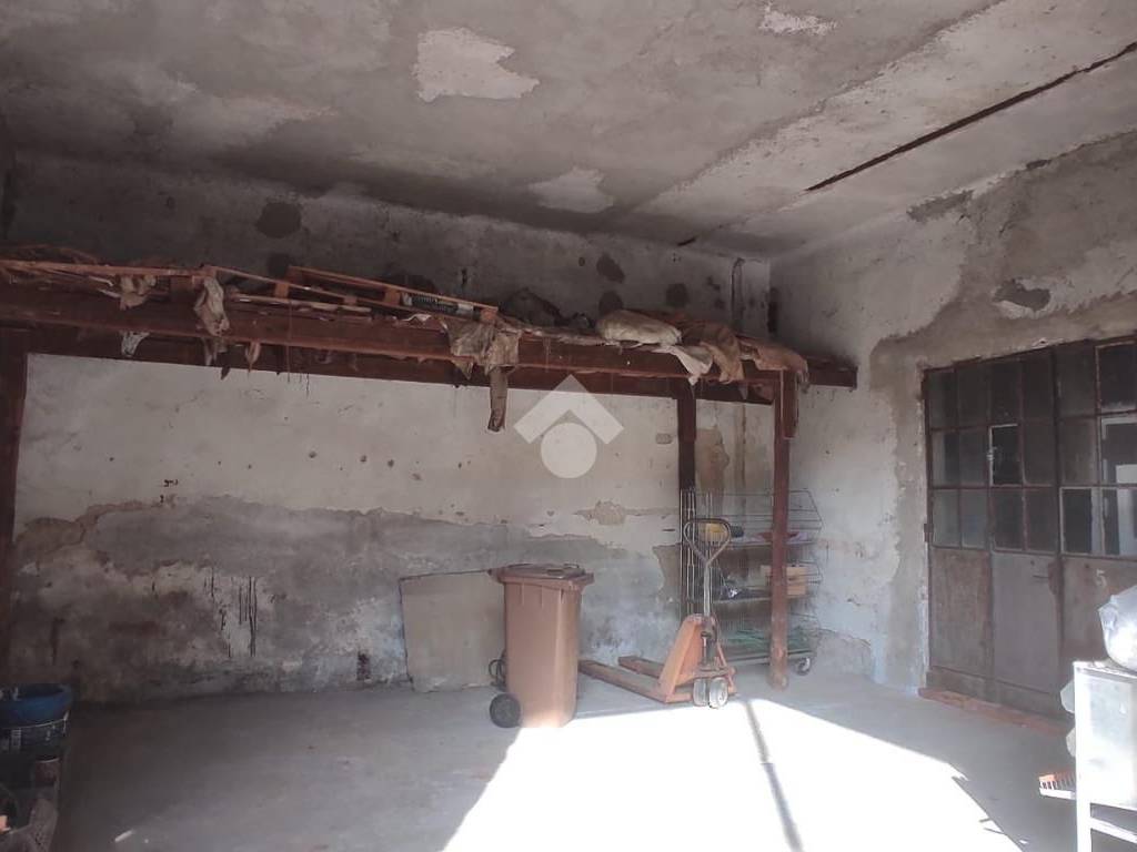 Casa indipendente a Lonate pozzolo in Via Vittorio Veneto, 35 - Foto 4