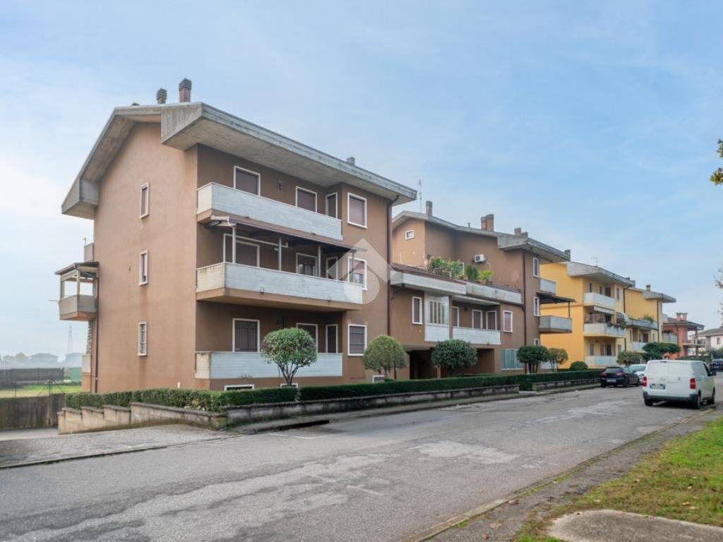 Appartamento a Villafranca di verona in Via dell' Esperanto, 13 - Foto 2