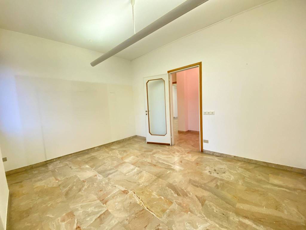 Appartamento a Varese in Via Piave, 9 - Foto 5