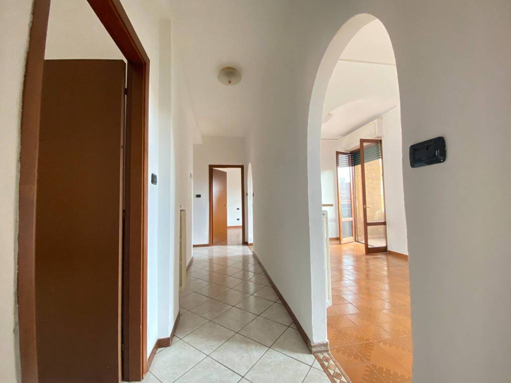 Appartamento a Varese in Viale dei Mille, 19 - Foto 3