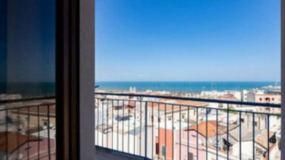 Appartamento a Barletta in Corso Vittorio Emanuele II - Foto 2