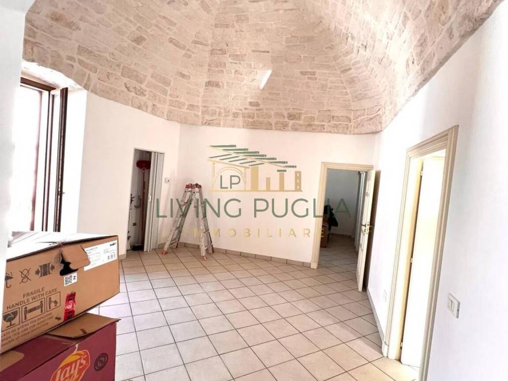 Villa a Ceglie messapica in Piazza Plebiscito - Foto 2