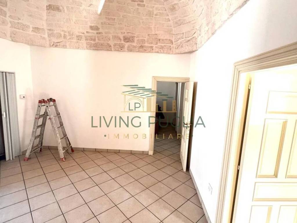 Villa a Ceglie messapica in Piazza Plebiscito - Foto 5