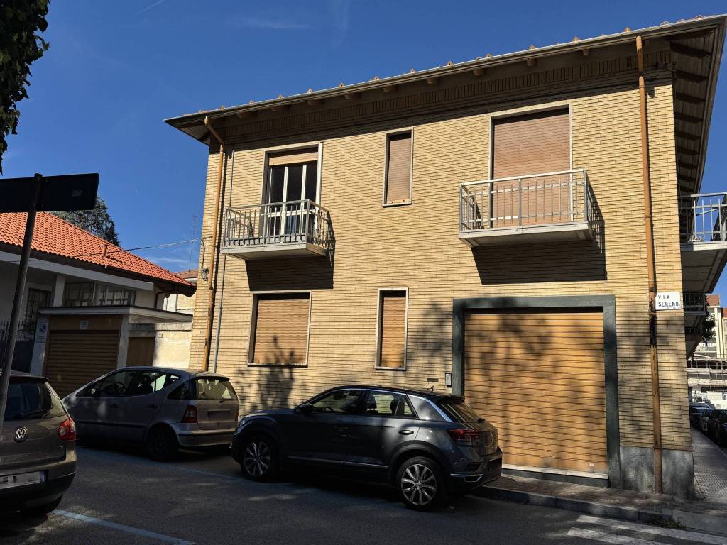 Casa indipendente a Rivoli in Via Giovanni Giolitti, 19 - Foto 2