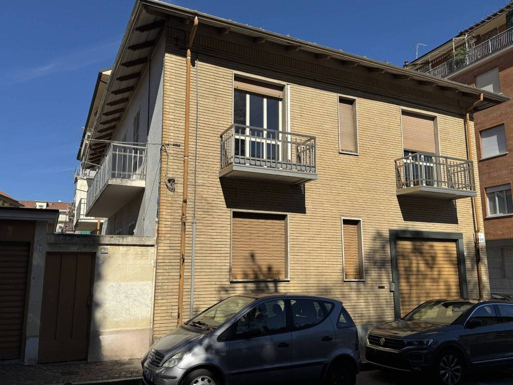 Casa indipendente a Rivoli in Via Giovanni Giolitti, 19 - Foto 3