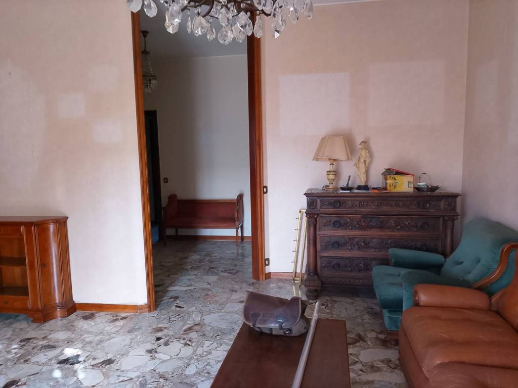 Appartamento a Alessandria in Piazza Giosuè Carducci, 3 - Foto 4