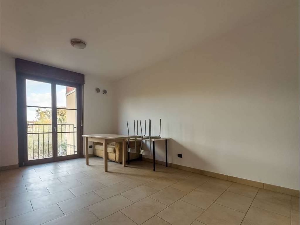 Appartamento a Somma lombardo in Via Visconti, 29 - Foto 4