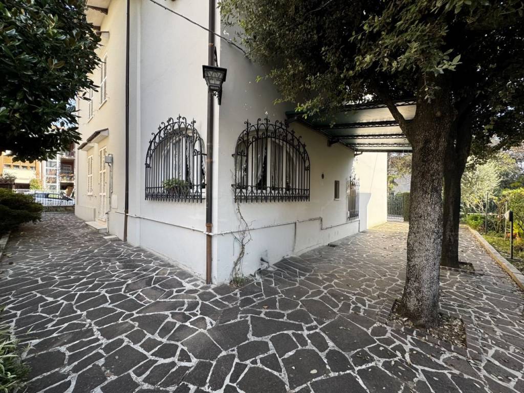 Villa a Jesi in Via Antonio Gramsci - Foto 4