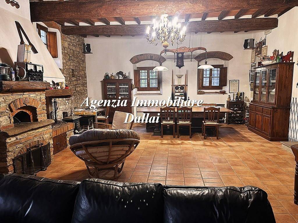 Rustico / casale a Barberino di mugello in Via Gastone Nencini - Foto 4