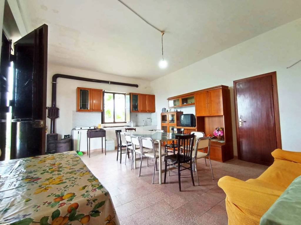 Terreno a Adrano in Traversa Noce - Foto 4