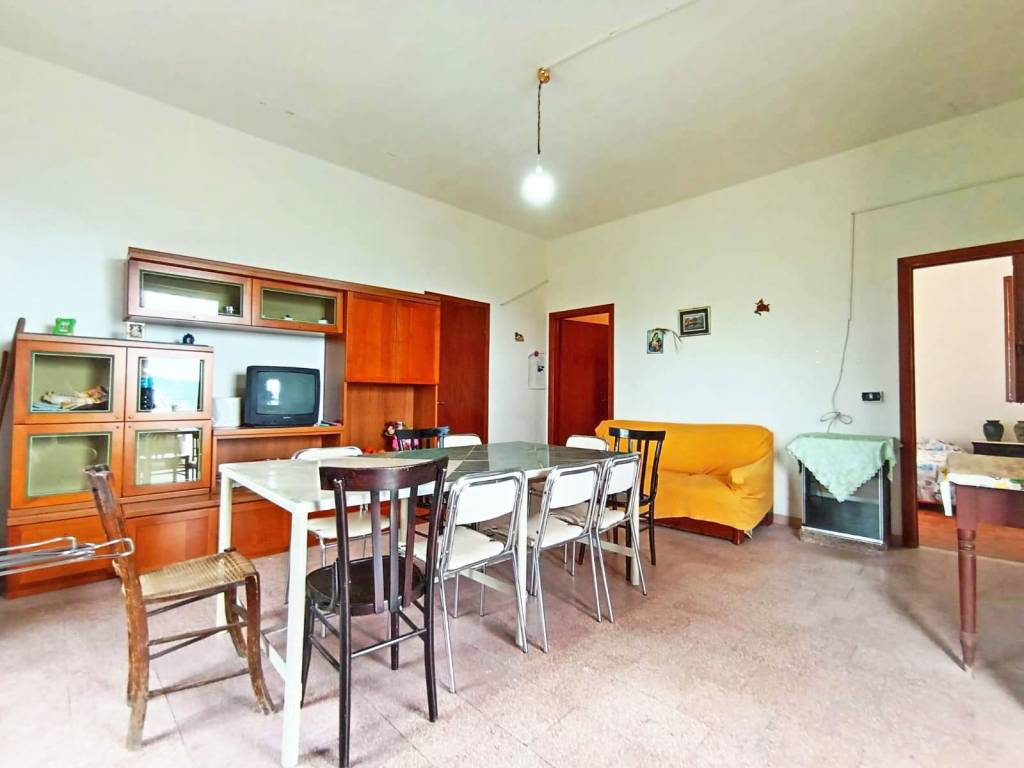 Terreno a Adrano in Traversa Noce - Foto 5