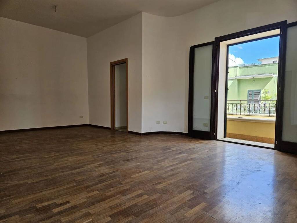 Appartamento a Squinzano in Via Cellino No Number - Foto 2