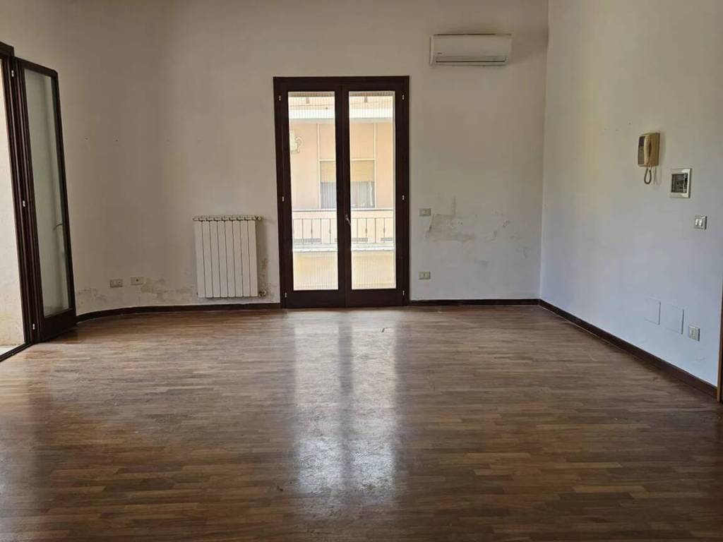 Appartamento a Squinzano in Via Cellino No Number - Foto 3