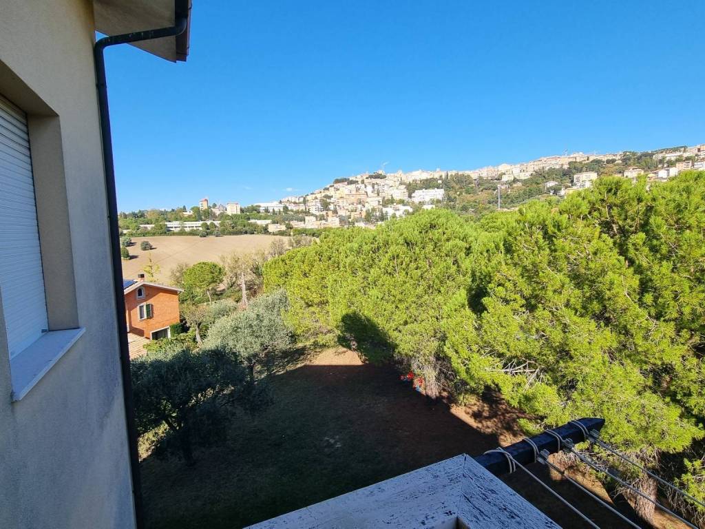 Appartamento a Osimo in Via Martin Luther King - Foto 2