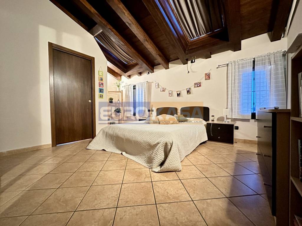 Palazzo / stabile a Osio sotto in Via Garibaldi - Foto 3