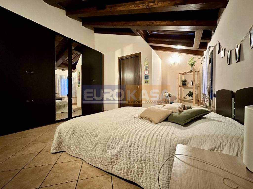 Palazzo / stabile a Osio sotto in Via Garibaldi - Foto 4