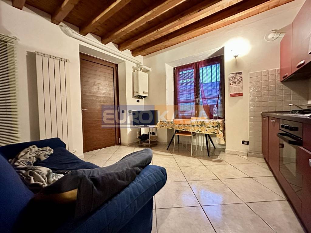 Palazzo / stabile a Osio sotto in Via Garibaldi - Foto 5