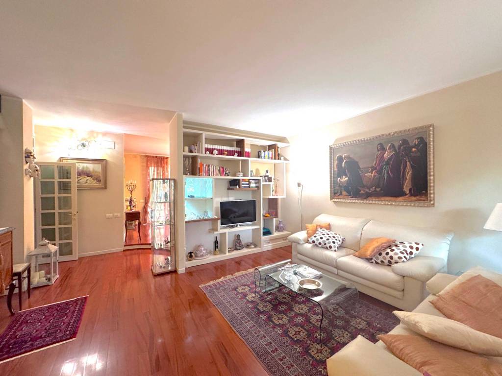 Casa indipendente a Prato in Via Gaetano Pieraccini - Foto 3