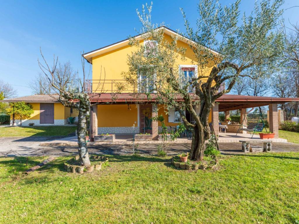Villa a Arce in Via Tramonti - Foto 2