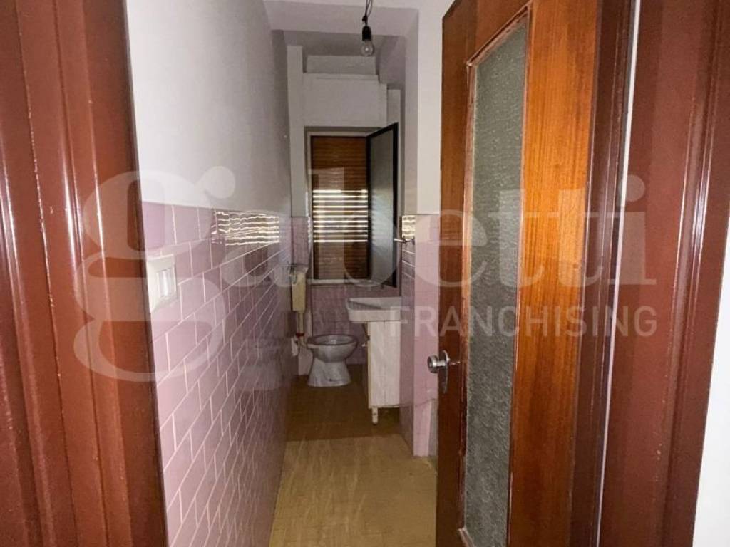 Appartamento a Lamezia terme in Via Damiano Chiesa, 20 - Foto 4