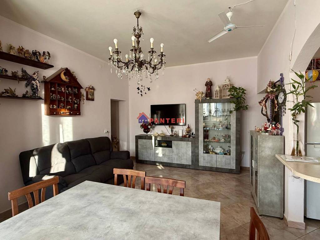 Appartamento a Pescia in Via Ferdinando Martini - Foto 2