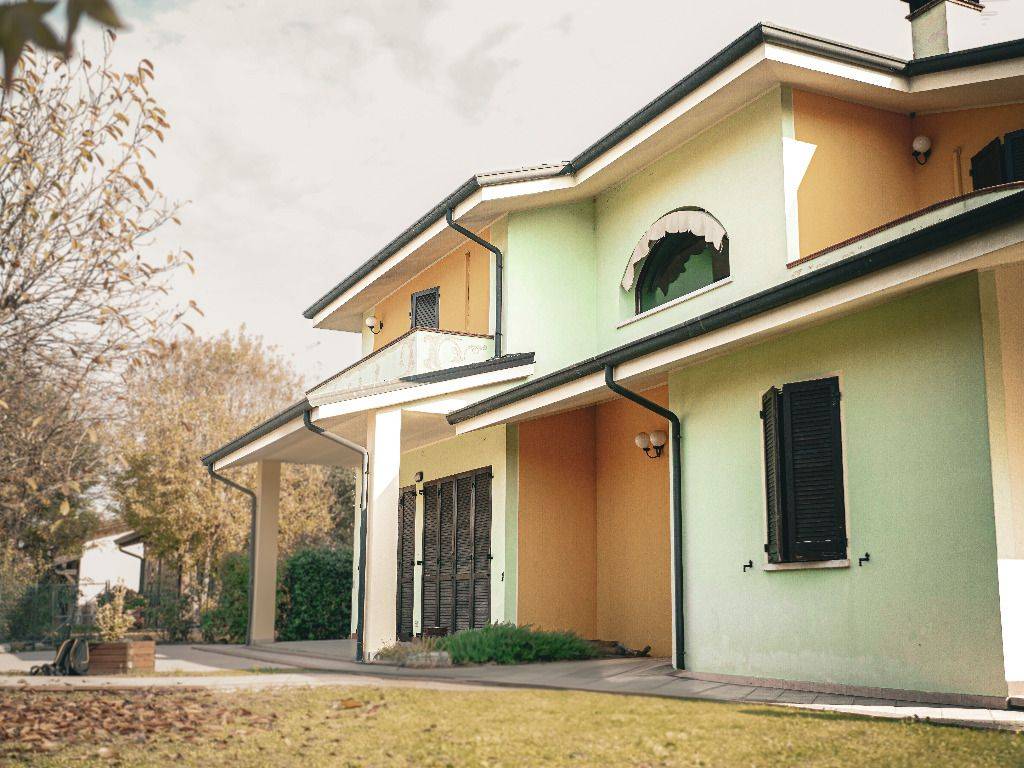 Villa a Quistello in Via della Fornace, 10 - Foto 2