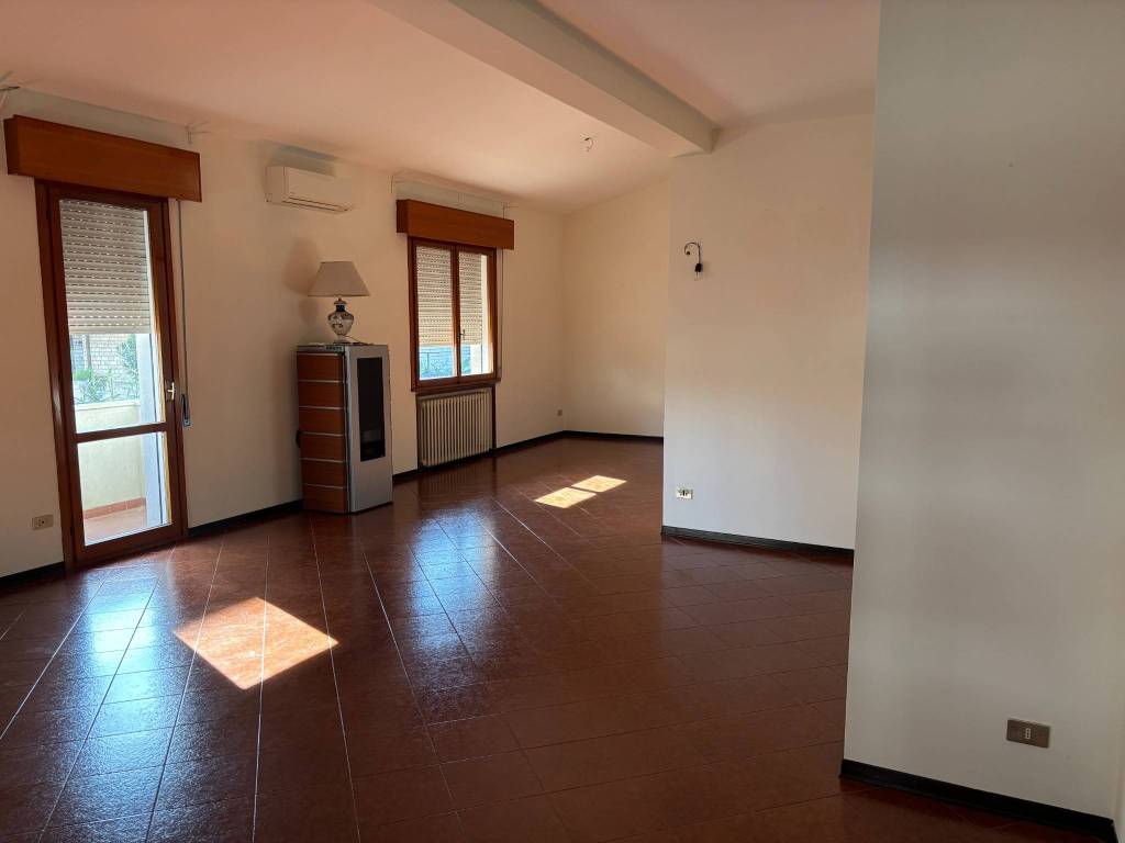 Villa a Rovigo in Via Antonio Salieri - Foto 2