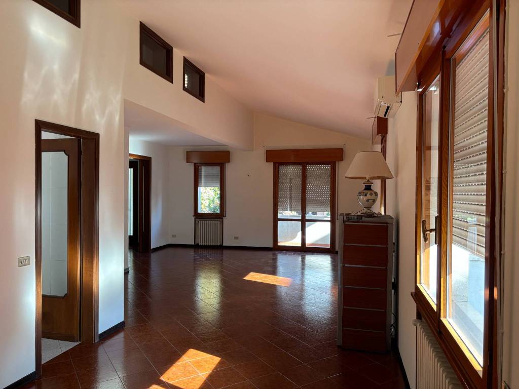 Villa a Rovigo in Via Antonio Salieri - Foto 3