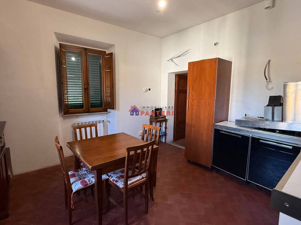 Appartamento a Pescia in Via Papa Giovanni XXIII - Foto 3