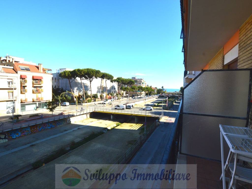 Appartamento a San benedetto del tronto in Via Montello - Foto 4