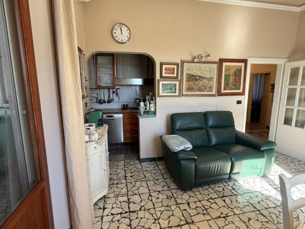 Appartamento a Barberino di mugello in Piazza Camillo Benso di Cavour - Foto 3