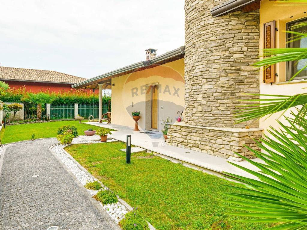 Villa a Cassano magnago in via marco polo - Foto 2